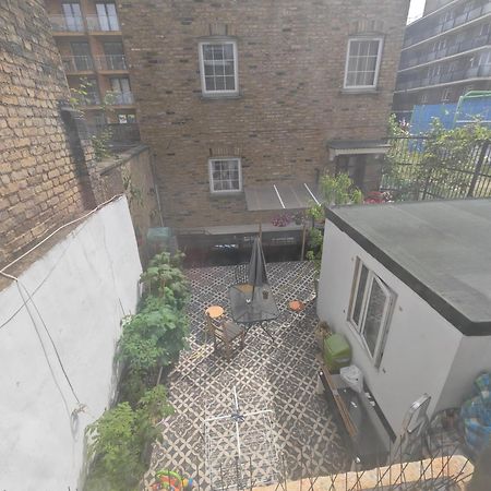 2 Bedroom 2 Bathroom Apartment In Old St - Shoreditch - Zone 1 Londen Buitenkant foto